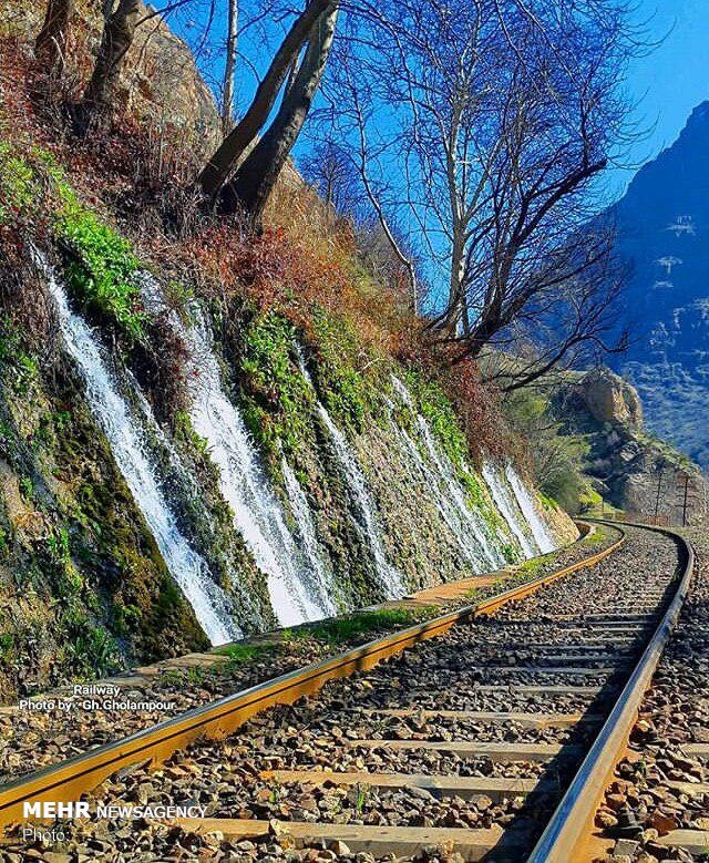 سفر رویایی از ایستگاه قطار / قطار در لرستان