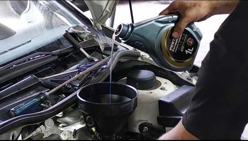 How many liters of oil does the automatic transmission take?